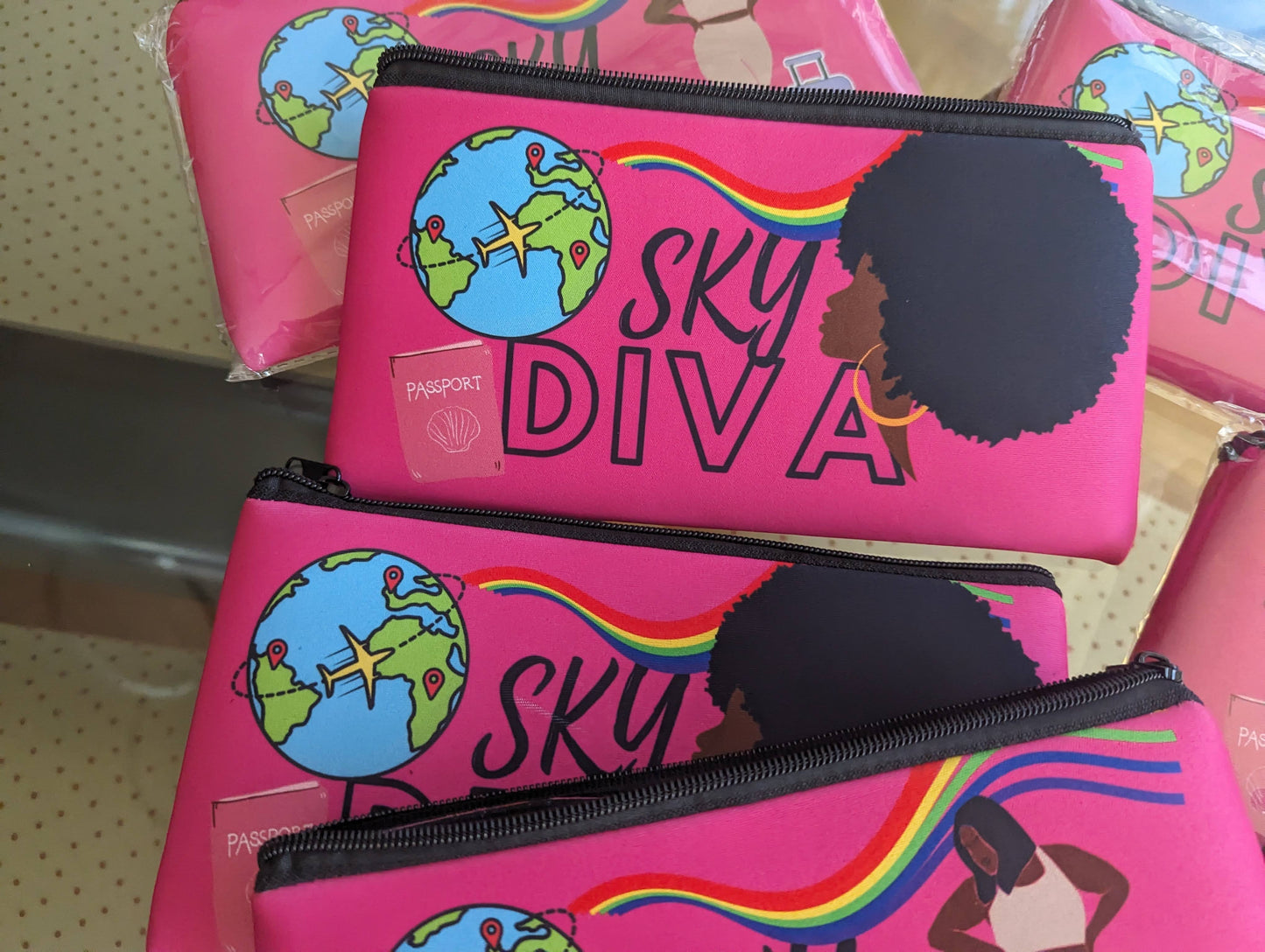 AFRO SKY DIVAAA ZIPPER BAG