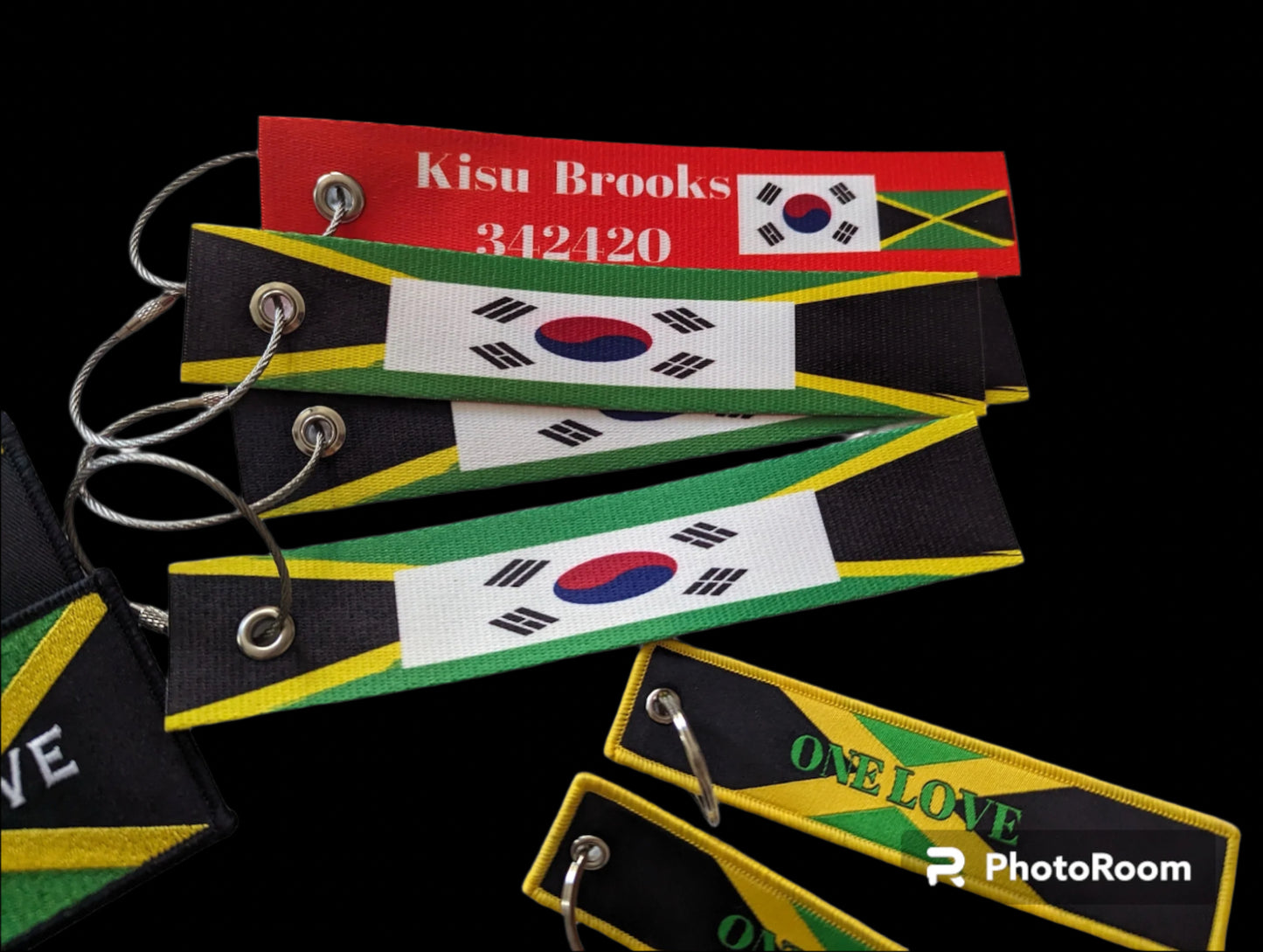 CUSTOM MADE PRINTED AND EMBROIDERED TAGS