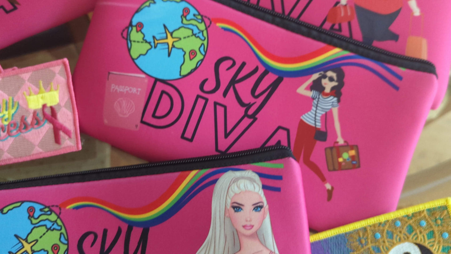 Bundle BARBIE BLOND Sky Diva Zipper Bags & 2 Luggage Tags